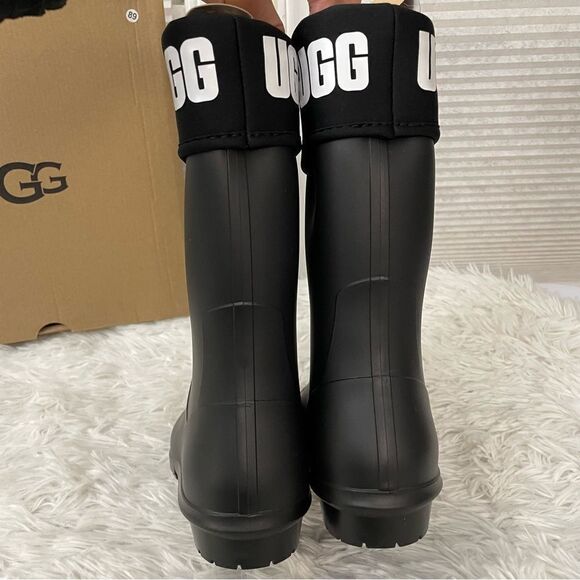 UGG WOMENS SIENNA MATTE GRAPHIC TALL RUBBER BOOTS WATERPROOF BLACK SZ 5 NEW - Picture 4 of 7